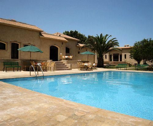 جايت ناندية - الدار البيضاء - حوض السباحة