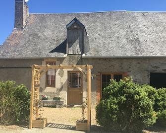 Gite a la ferme - Rouessé-Vassé - Edificio