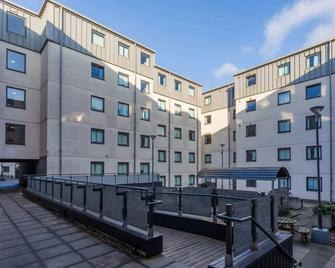 For Student Only Trinity Square in Nottingham - Nottingham - Building