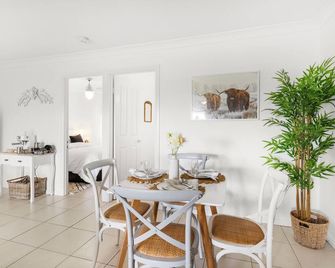 Meadow View Farm Cottage - Meroo Meadow - Sala de jantar