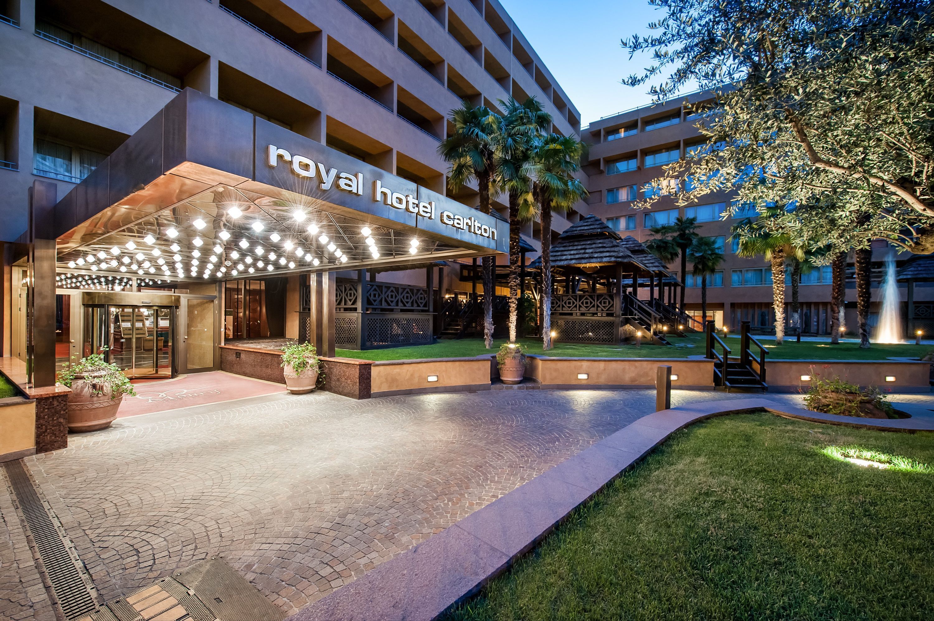 Royal Hotel Carlton - בולוניה - בניין
