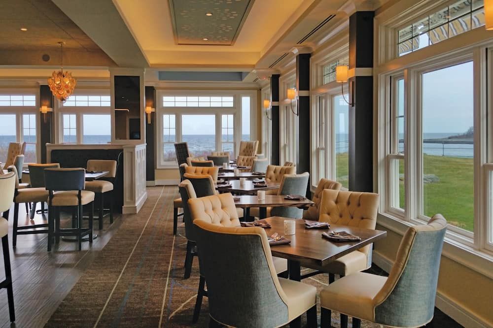 Stage Neck Inn - York Harbor - Restaurant