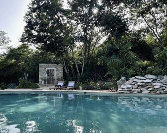 Hacienda Maria Elena Yucatán - Ticul - Piscina