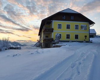 Mitterhirschberg, Familie Schweighuber - Waidhofen an der Ybbs - Gebouw