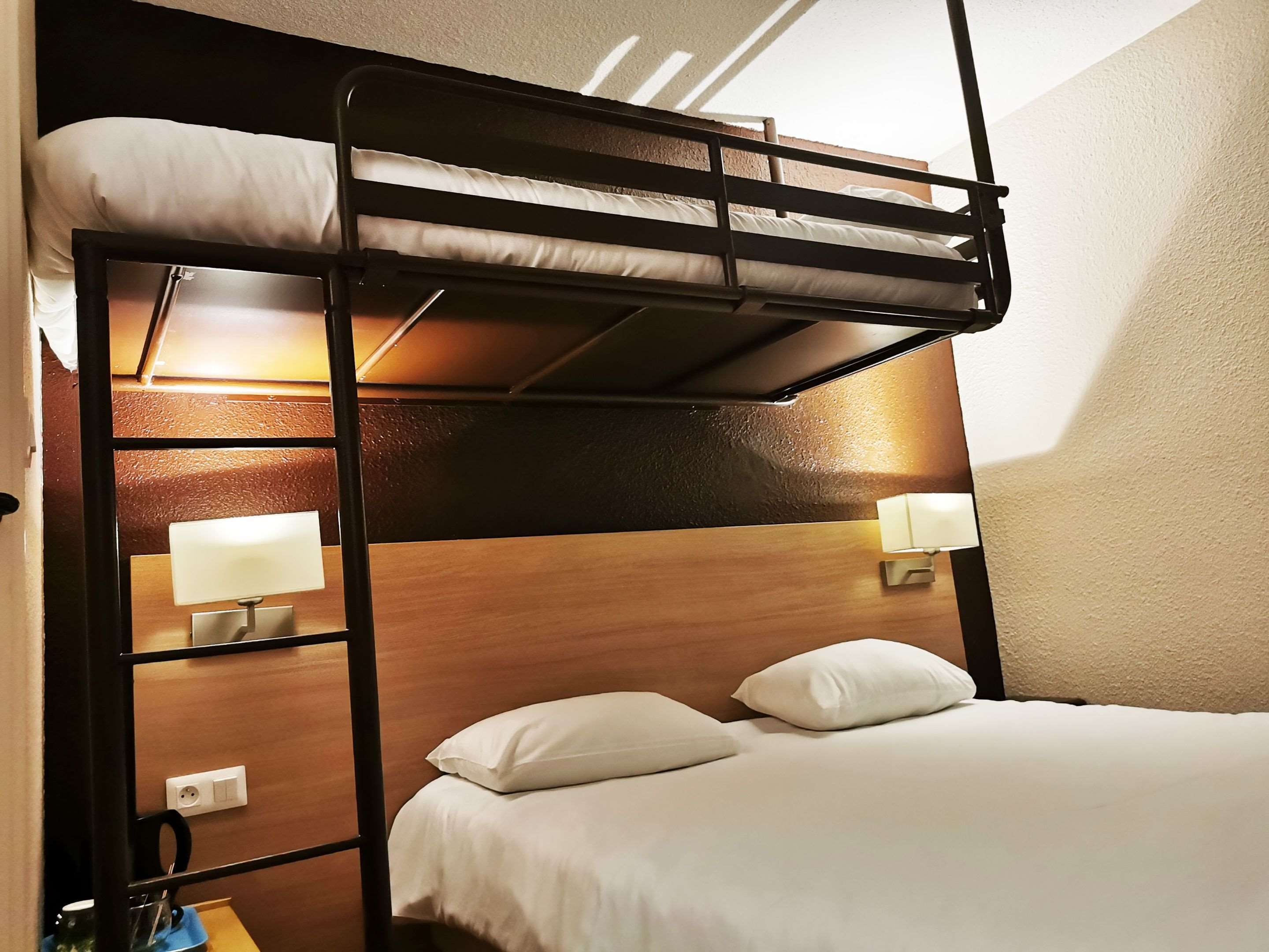 Brit Hotel Essentiel Tours Nord - טור - חדר שינה