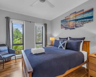 29 Mirrabooka Road, Mallacoota - Eagle View House - Mallacoota - Habitación