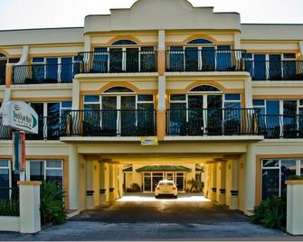 Beachfront Motel - Napier - Building