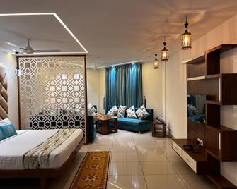 Hotel Grand Riviera - Pāonta Sāhib - Habitación