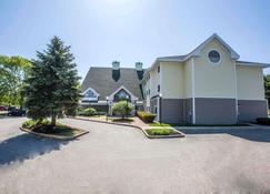 Comfort Inn Concord - Concord - Gebouw