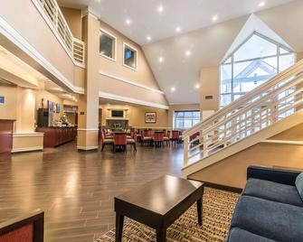 Comfort Inn Concord - Concord - Lobby