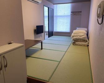Tosu Station Hotel Matsuzaka - Tosu - Obývací pokoj