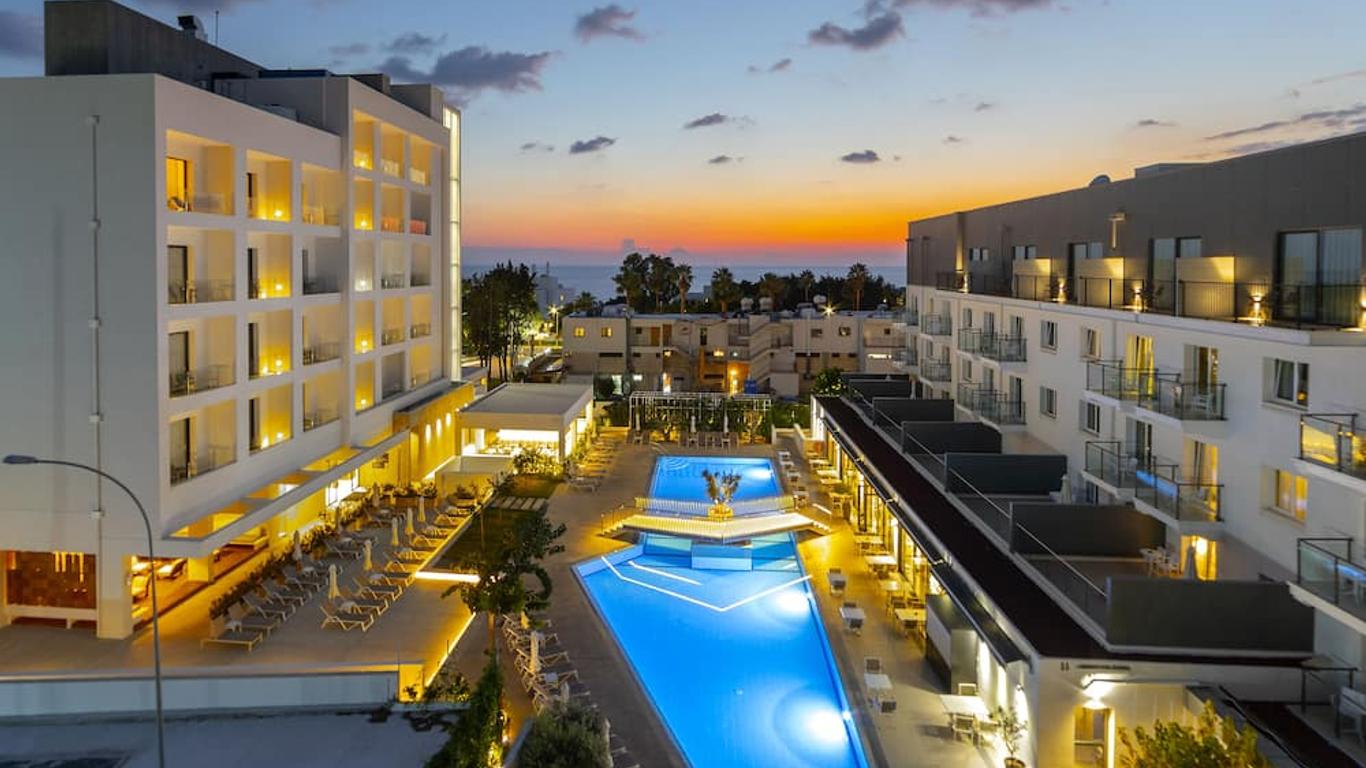 Anemi Hotel & Suites