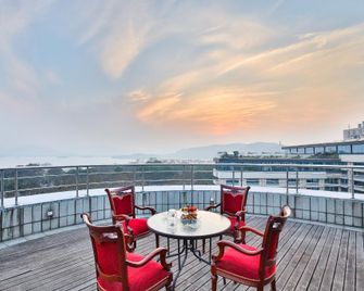 Haihua Hotel Hangzhou - Hangzhou - Balcón