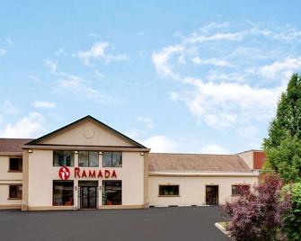 Ramada by Wyndham Flemington - Flemington - Building