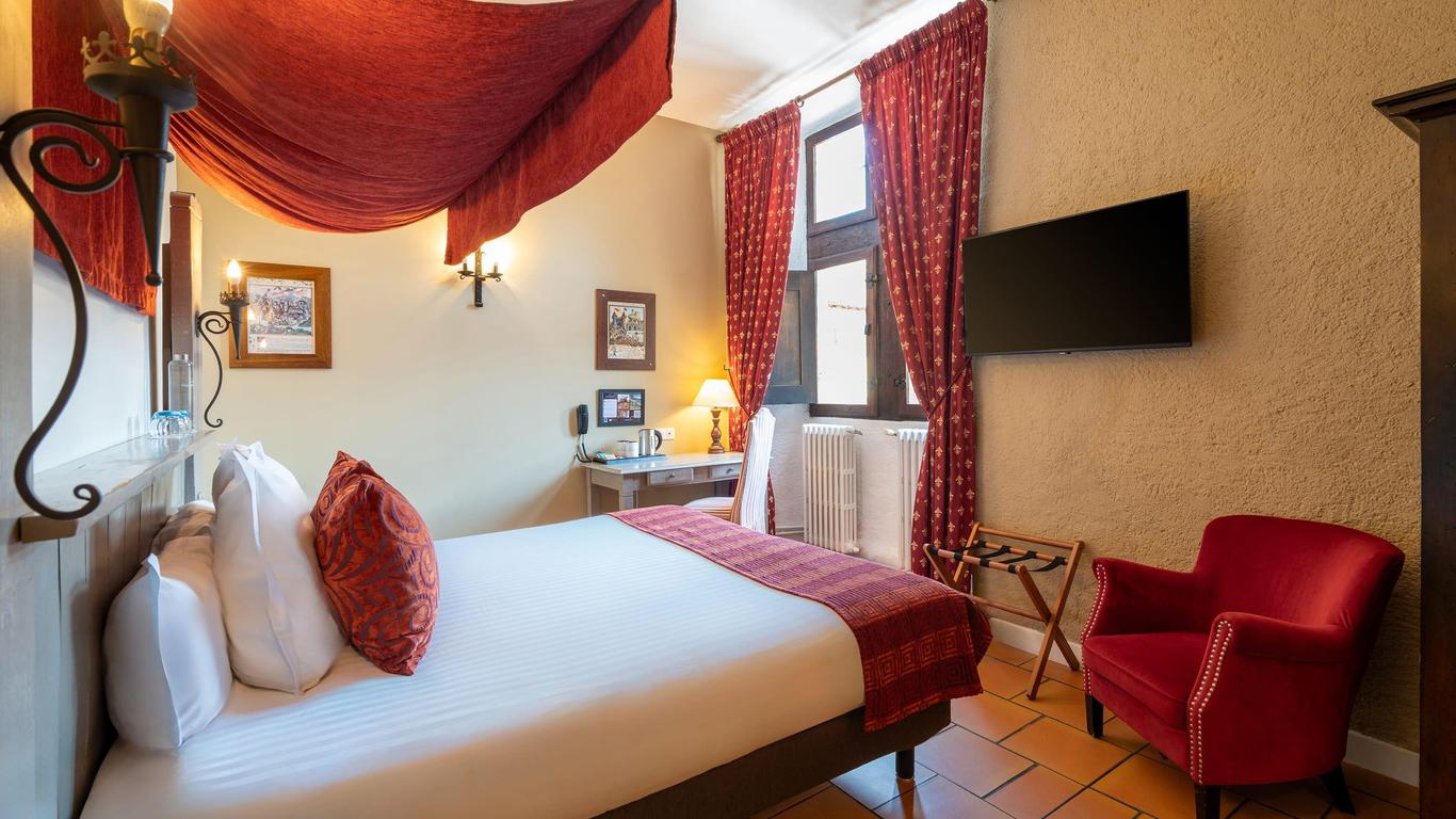 Chateau des Ducs de Joyeuse, BW Signature Collection