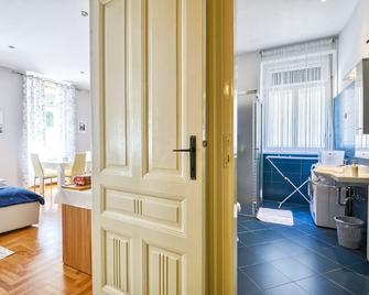 Lavender - City Room with free parking - Pula