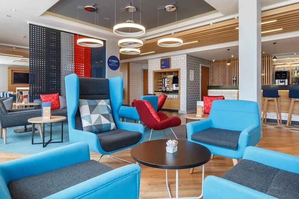 Holiday Inn Express Birmingham - Walsall By IHG