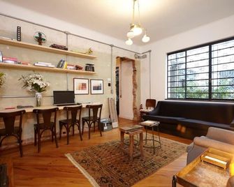 Guest Urban Hotel Design Pinheiros - Sao Paulo - Living room