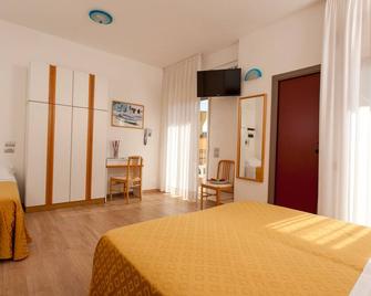 Hotel Vanni - Misano Adriatico - Makuuhuone