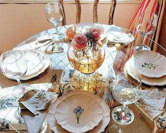 Kipling Cottage - Etchingham - Comedor