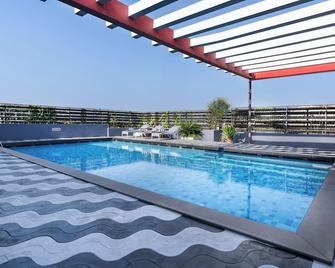Hotel Presidency - Kochi - Kolam