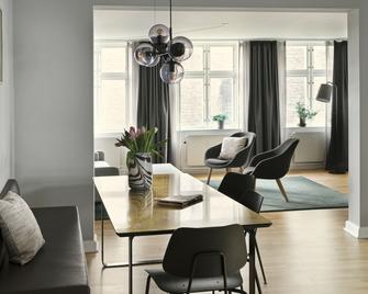 Rosenborg Hotel Apartments - Copenhagen - Dining room