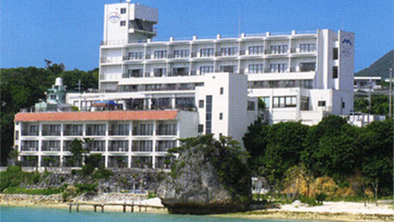 Hotel Motobu Resort