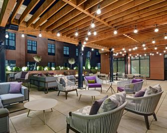 Courtyard by Marriott Manhattan Aggieville - Manhattan - Lounge