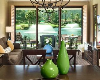 Christmas Welk San Diego California 1 bedroom (inquire about 2 bedroom lockoff) - Escondido - Salon