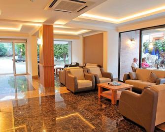 Yeniacun Apart Hotel - אלניה - לובי