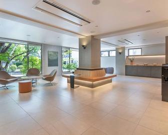 Smoking Double room Breakfast included Simpl / Fukuyama Hiroshima - Fukuyama - Лоббі