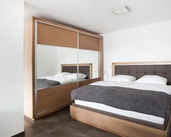 Isiliving - Montabaur - Schlafzimmer