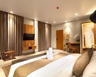 Zin Canggu Resort & Villas - North Kuta - Sovrum