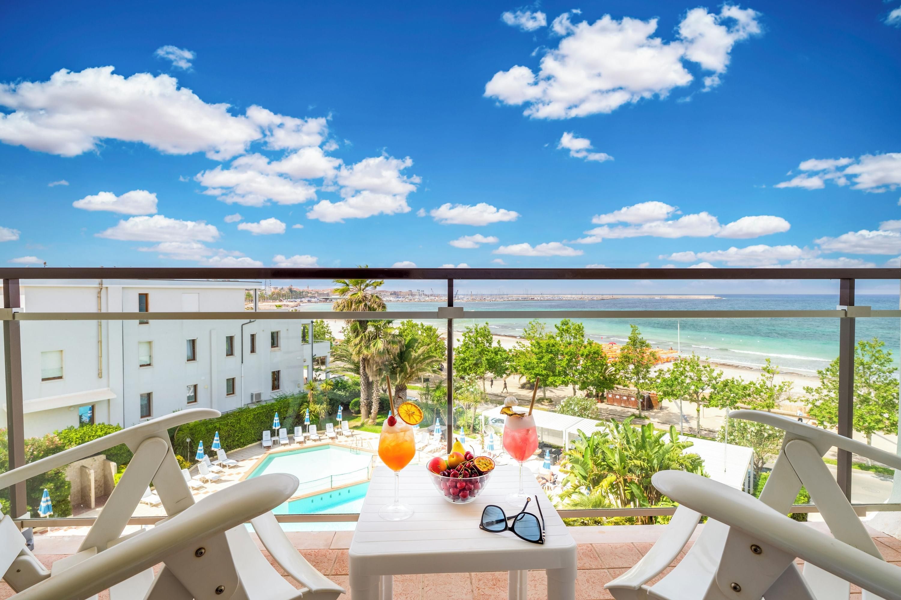 Hotel Florida - אלגרו - מרפסת