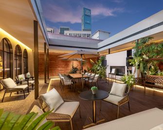 Days Hotel by Wyndham Changsha Wuyi Square - Changsha - Servicio de la propiedad