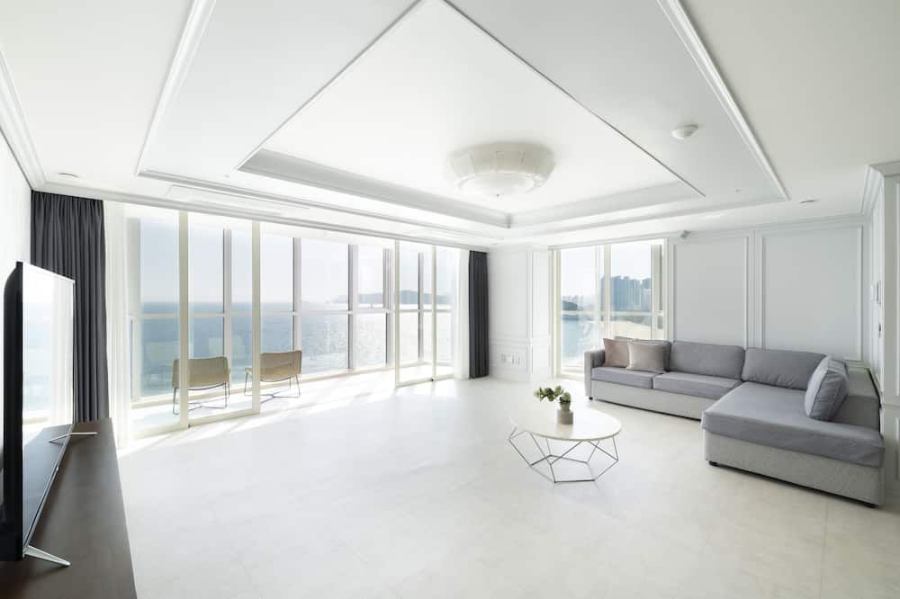 Pale De Cz Condo - פוסן - סלון