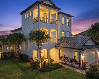 Luxury 5br Home W Private Pool & Lake Views Legacy 5-Star Home Pcbv - Palm Coast - Building