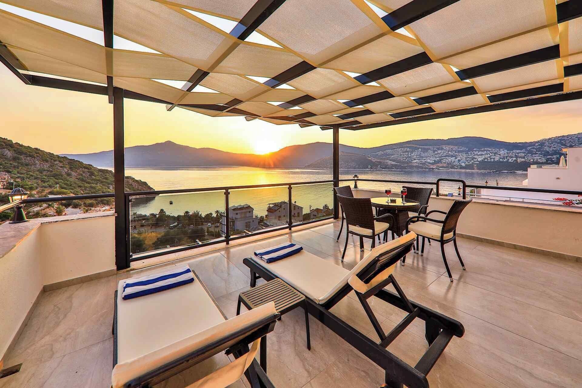 Villa Rainbow - Antalya - Balcony