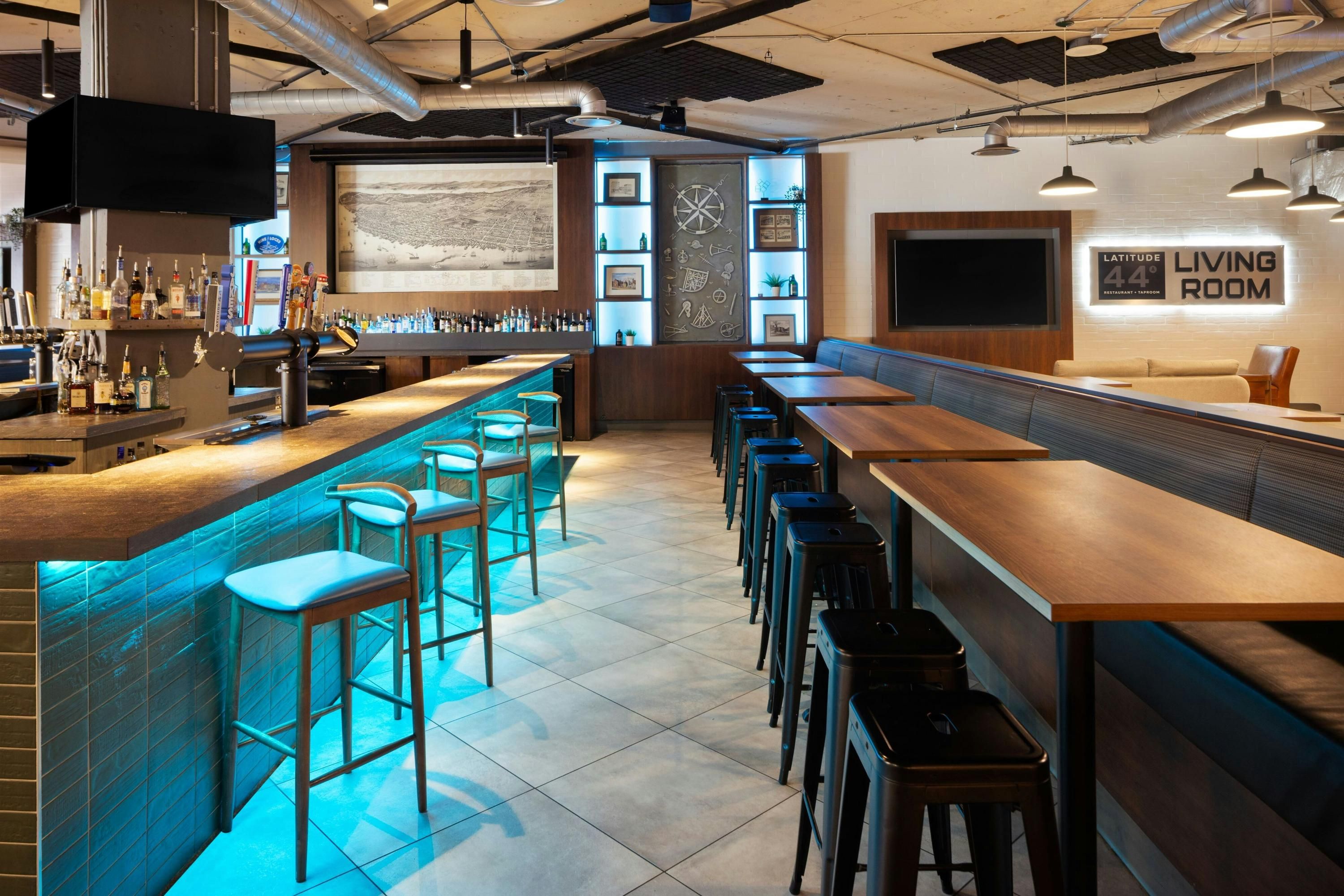 Four Points by Sheraton Halifax - הליפאקס (נובה סקוטיה) - בר