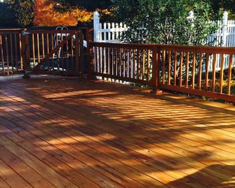 Covenient Wine Country, Hamptons, Fire Island Ferry & Factory Outlet/Baseball H - Medford - Balcony