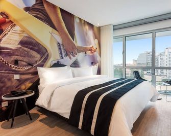 Hf Fénix Music - Lisbon - Bedroom