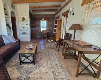 Double R Guest Ranch - Benson - Soggiorno