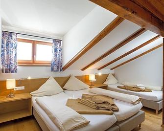 Sattlegger's Alpenhof & Feriensternwarte - Greifenburg