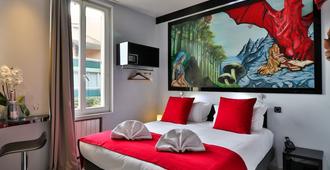 Idéal Séjour - Hôtel de Charme et Atypique - Cannes - Bedroom
