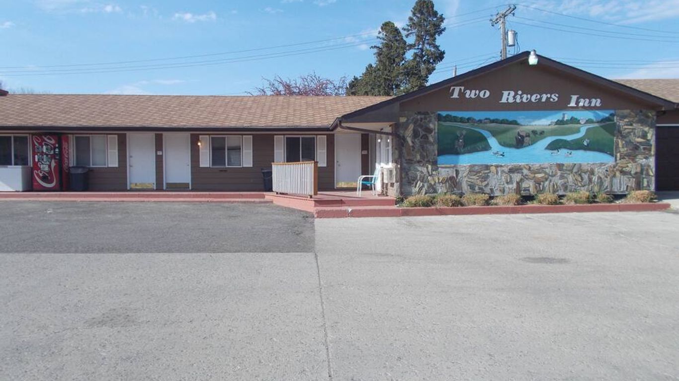 Two Rivers Inn West
