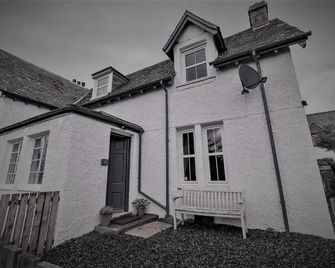 The Old School House B&B - Gairloch - Building