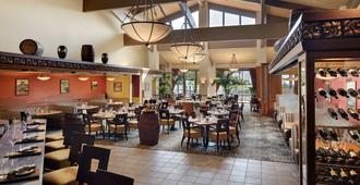 DoubleTree by Hilton Ontario Airport - אונטריו