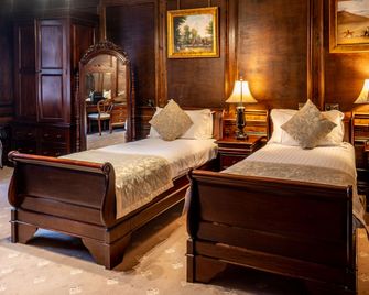 Castle Bromwich Hall Hotel, BW Signature Collection - Birmingham - Bedroom