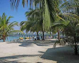 Hof Gorei Beach Resort Davao - Island Garden City of Samal - Playa