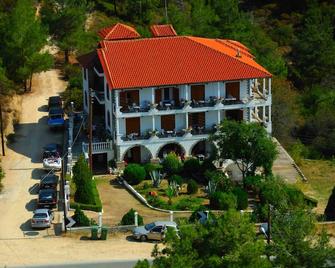 Pantheon Studios & Apartments - Thasos - Building